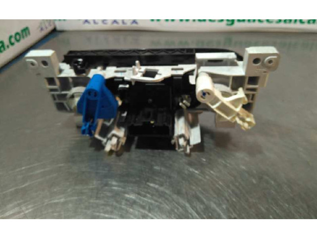 Блок управления климат-контролем A131002 Dacia Duster