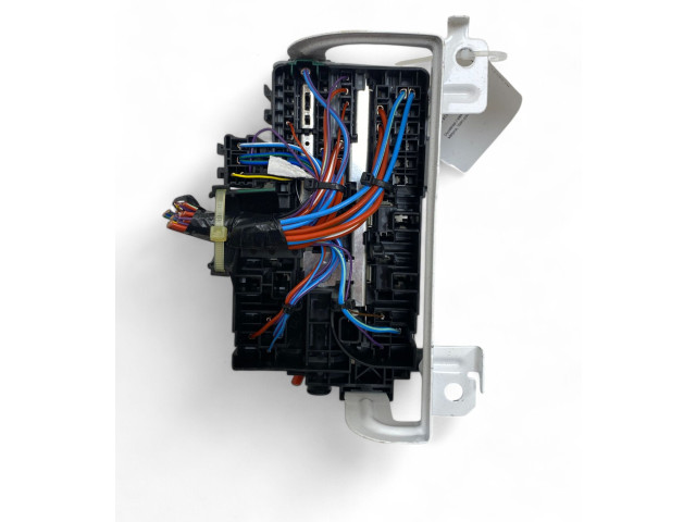 Блок предохранителей 31384034 Volvo XC90