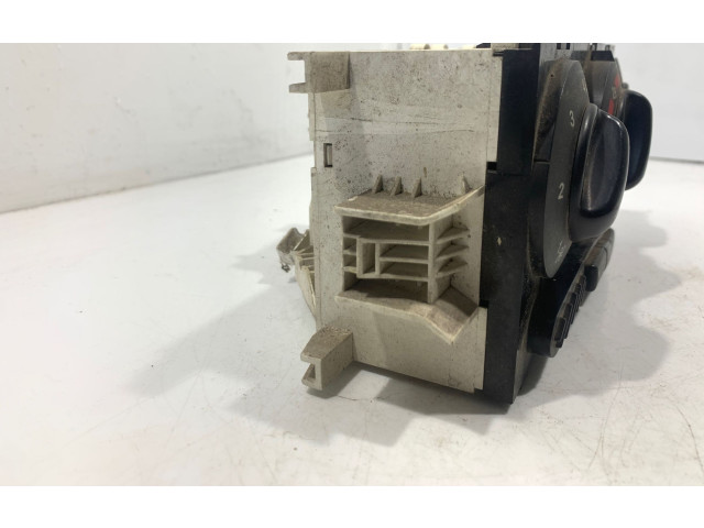 Блок управления климат-контролем 1688300485, K081998   Mercedes-Benz A W168