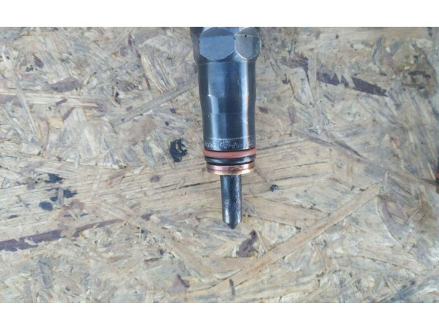 Форсунка 038130073AG Audi A3 S3 8L