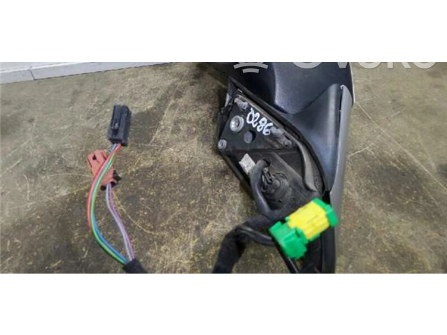 Зеркало (механическое)       Lancia Phedra   -  года   