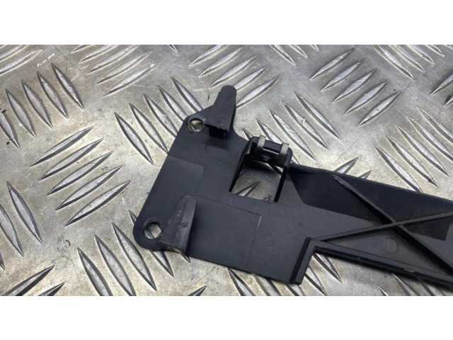 Другая деталь салона