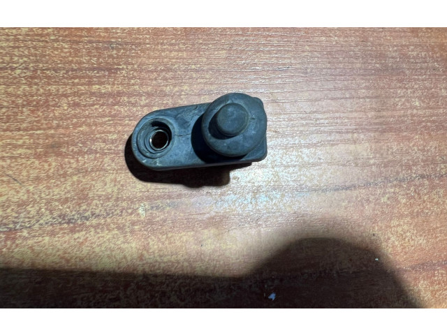 Передний датчик открытия / закрытия двери (крыло) 935603B100 KIA Pro Cee'd I