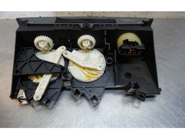 Блок управления климат-контролем Volvo S40, V40