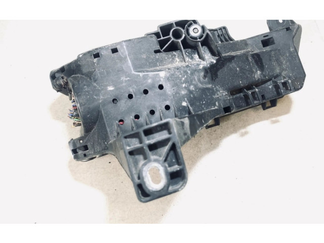 Блок предохранителей  9494210, 9494210   Volvo V70    