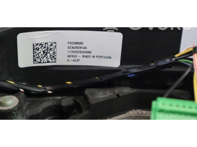 Руль Volvo XC40   -  года 32288650      