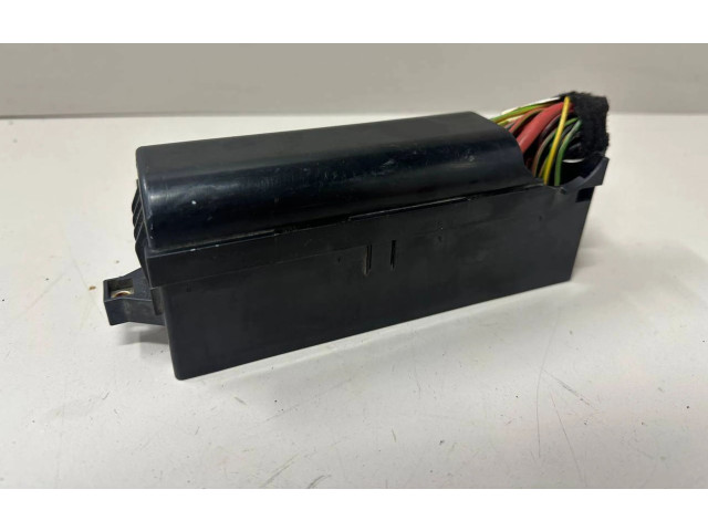 Блок предохранителей 63593576 Skoda Fabia Mk2 (5J)