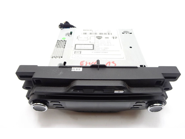 Радио/ проигрыватель CD/DVD / навигация 0156096877, 1560968770 Alfa Romeo Giulietta