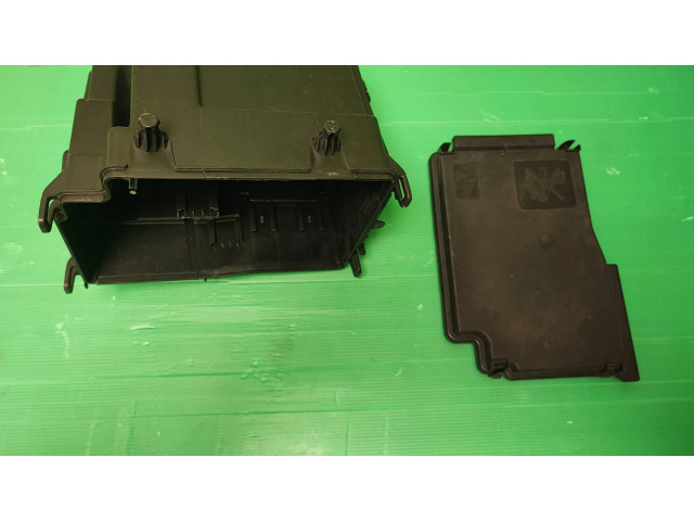 Pojistková skříňka 243503708R, 93452999 Opel Vivaro 2018