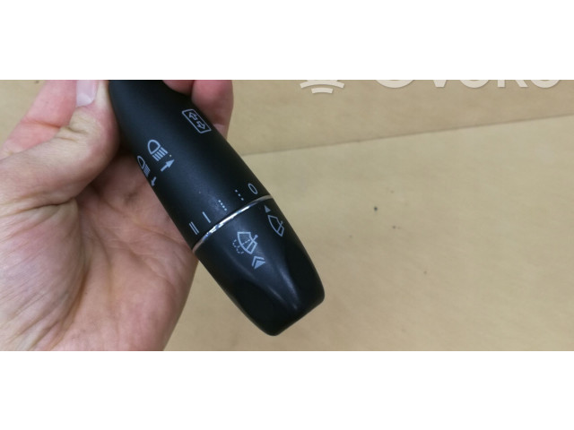 Включатель скорости стеклоочистителей 2215403345   Mercedes-Benz S W221