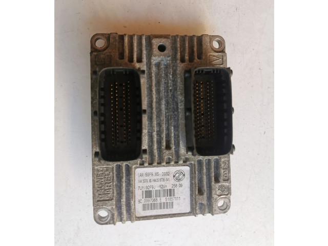 Zpětné zrcátko Nissan Cube Z10 2009 51857111