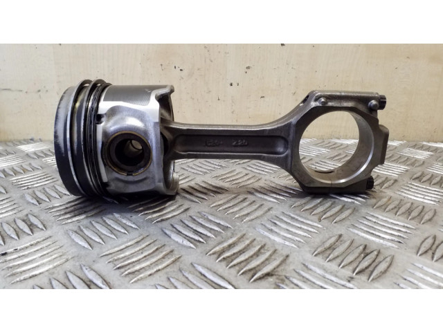 Píst 5520, C20Z20 Chevrolet Captiva pro naftový motor 2.0