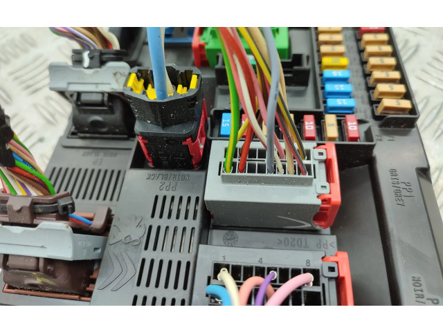 Блок комфорта 9819850080 Peugeot 2008 I