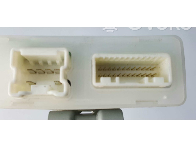 Блок управления 988001ME0A, B1N300461ME0A Infiniti M30