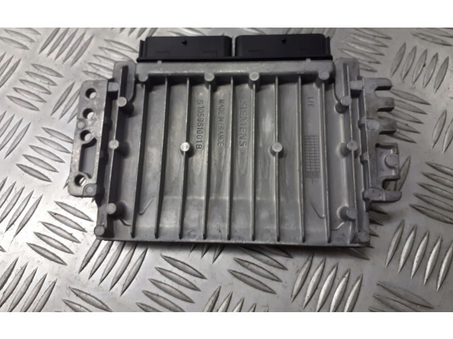 Блок управления двигателем Блок управления 30614224 Volvo S40, V40