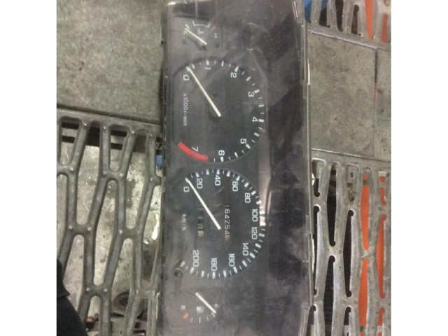 Přístrojová deska Land Rover Discovery 1989