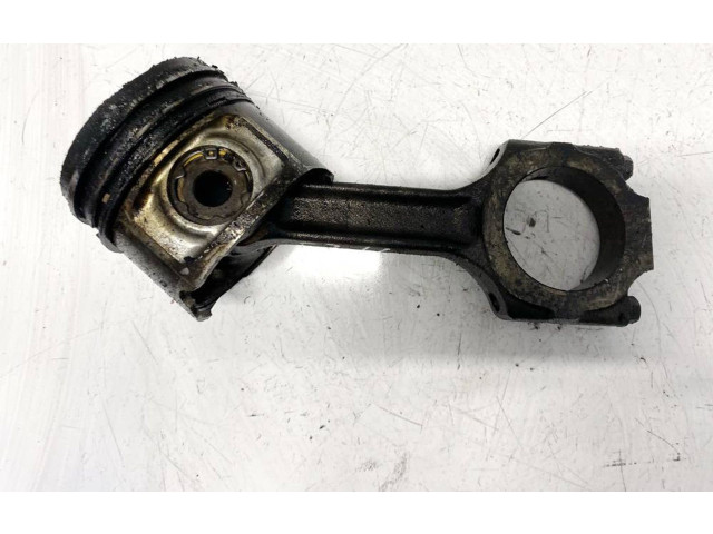 Píst Alfa Romeo 156