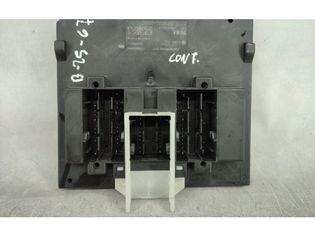 Блок комфорта 5Q0937084Q Skoda Octavia Mk3 (5E)