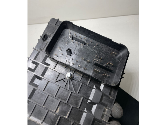 Блок предохранителей 1K0937125, 017183071 Volkswagen Jetta V