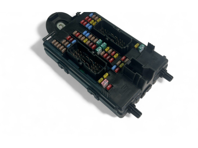 Блок предохранителей 31346672   Volvo XC90    