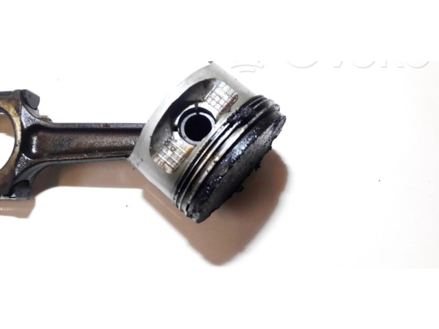 Píst Renault Espace III