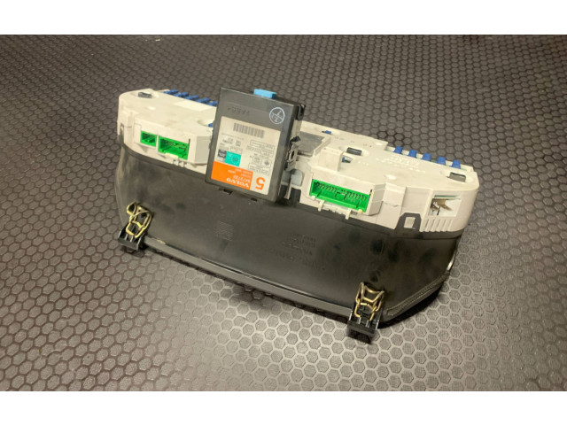 Панель приборов 9451530, 9472725   Volvo C70       