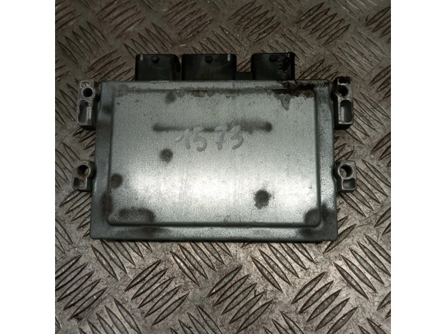 Řídící jednotka 8201117953, S120205102A Renault Thalia II 2012