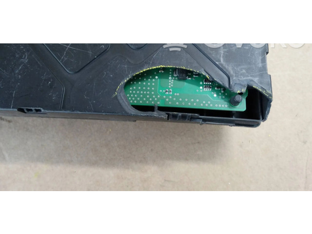 Блок комфорта 5Q0937084CF Volkswagen Golf VII