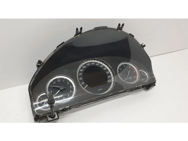 Přístrojová deska Mercedes-Benz E W212 2011 A2C53279093, A2C30473300