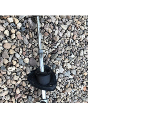 Крестовидная связь оси рулевого колеса