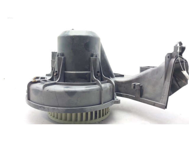 Вентилятор печки 13124703 Opel Meriva A