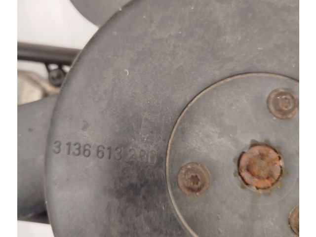 Вентилятор радиатора     30680513, 3135103586    Volvo V70 