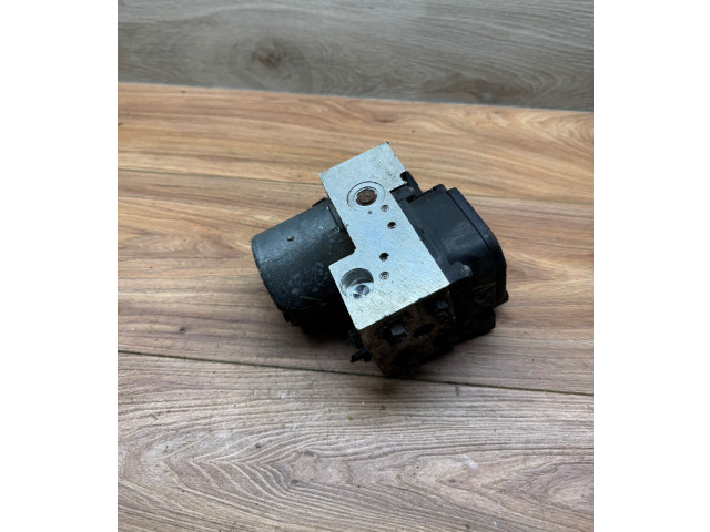 Блок АБС 8E0614111T Audi A6 S6 C4 4A 1994 - 1997 года