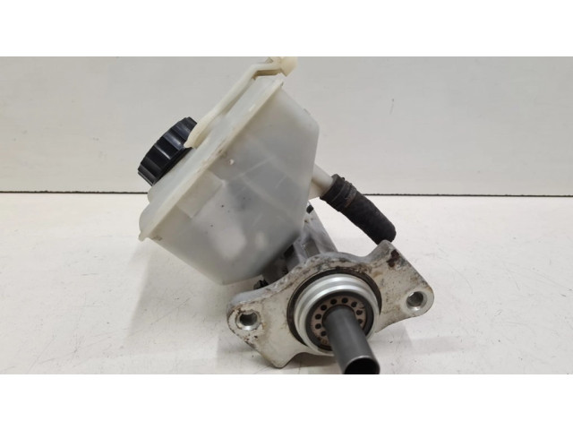 Главный тормозной цилиндр