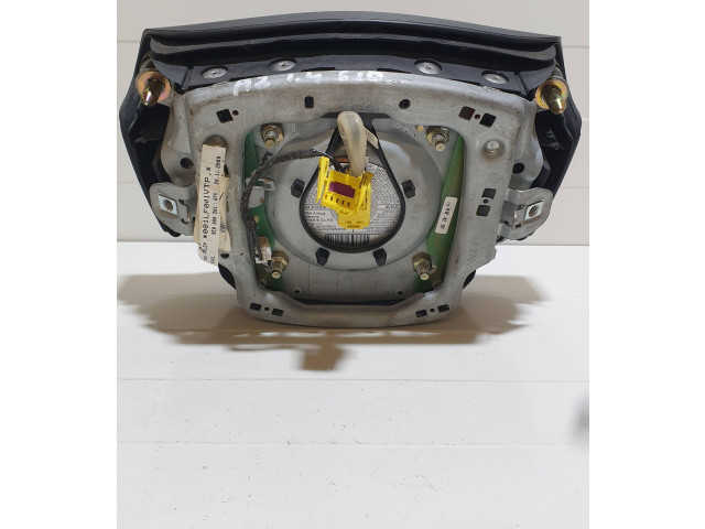 Подушка безопасности водителя 8E0880201L Audi A2