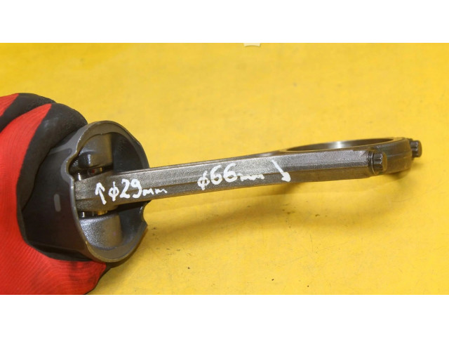  Поршень с шатуном    Jaguar XF X250  