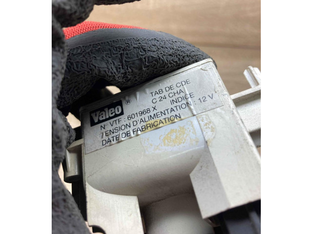 Блок управления климат-контролем 601968X   Peugeot 306