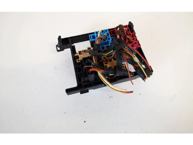   Pojistková skříňka 7n0937503, 7N0937503   Volkswagen Tiguan 2010