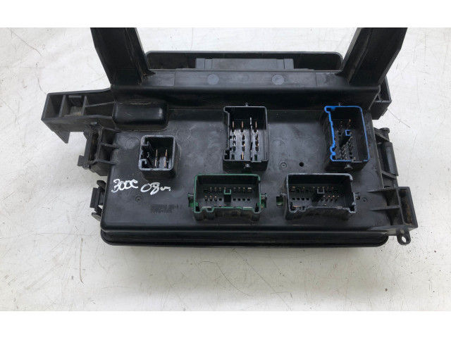   Pojistková skříňka 16238AC, 121907143157B11537   Chrysler 300 - 300C 2008