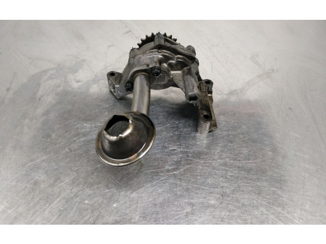 Масляный насос BKC 038115105C Volkswagen Jetta V