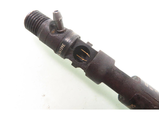 Форсунка 8200207935, EJBR01701Z    Renault Clio II  K9K 704 