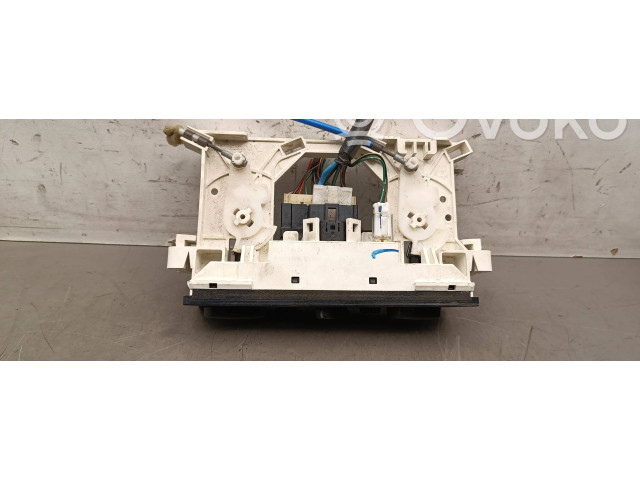 Блок управления климат-контролем E32PB393, MR398658 Mitsubishi Space Wagon