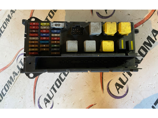 Блок предохранителей 9065450101, 5B11F0117   Volkswagen Crafter    