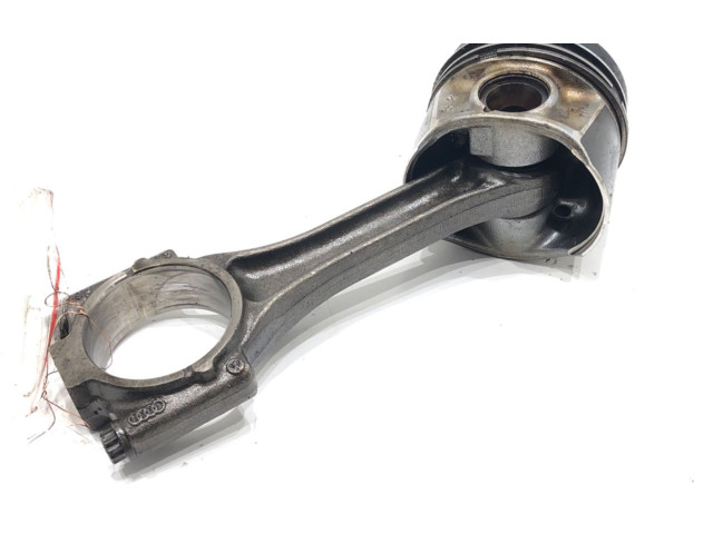 Поршень с шатуном    CXX   Volkswagen Golf VII