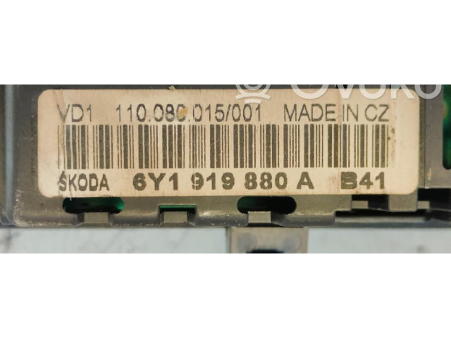 Панель приборов 6Y1919880A   Skoda Fabia Mk1 (6Y)       