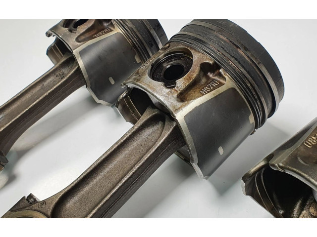  Поршень с шатуном  085190  Volvo V50  