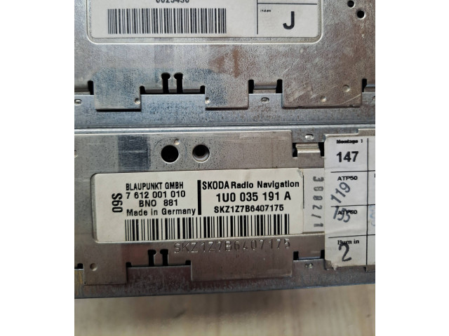 Радио/ проигрыватель CD/DVD / навигация       Skoda Superb B5 (3U)  2001 - 2008 года   