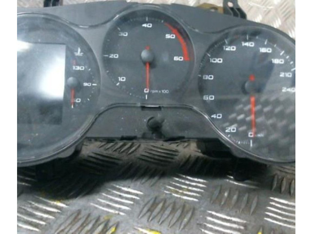 Přístrojová deska Seat Altea XL 2011 1P0920850N