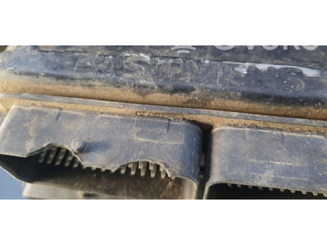 Блок управления двигателем Блок управления 8200107212, S110130338A.   Dacia SupeRNova