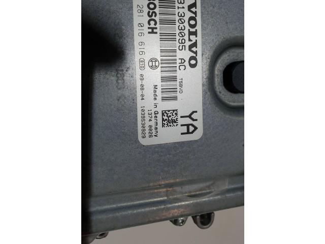 Блок управления двигателя 1039S30929   Volvo V70